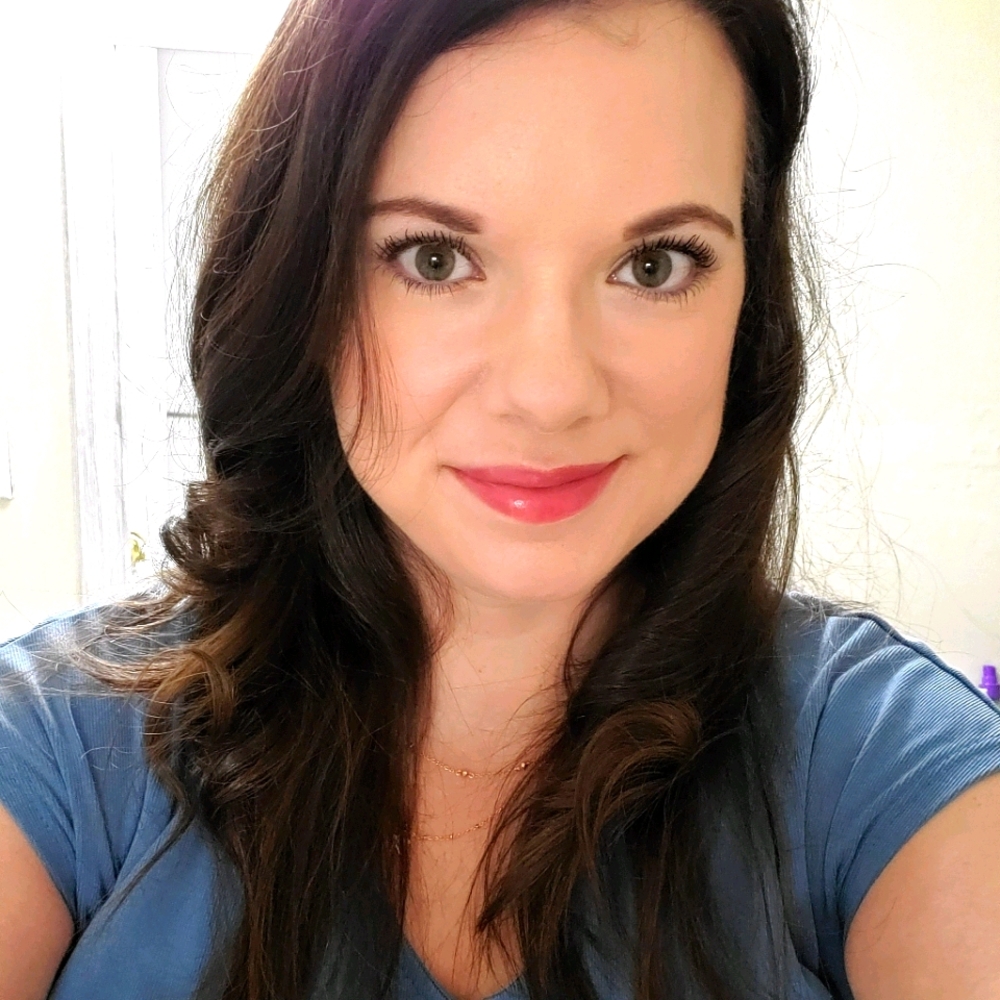 Meet your Posher, Ashlee